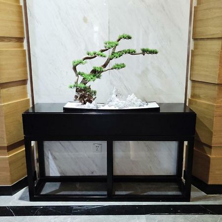 Chengdu Hi - Tech-Global Center Locals Apartment 00139620 Екстериор снимка