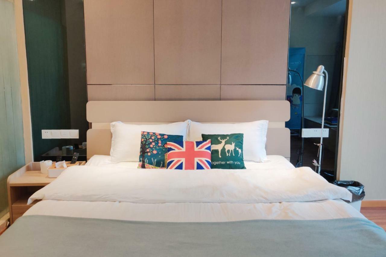 Chengdu Hi - Tech-Global Center Locals Apartment 00139620 Екстериор снимка